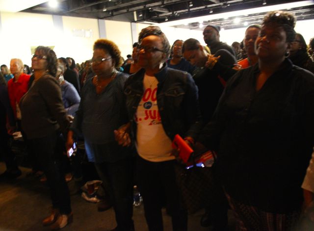 Iyanla Vanzant fans at Transformation 2016