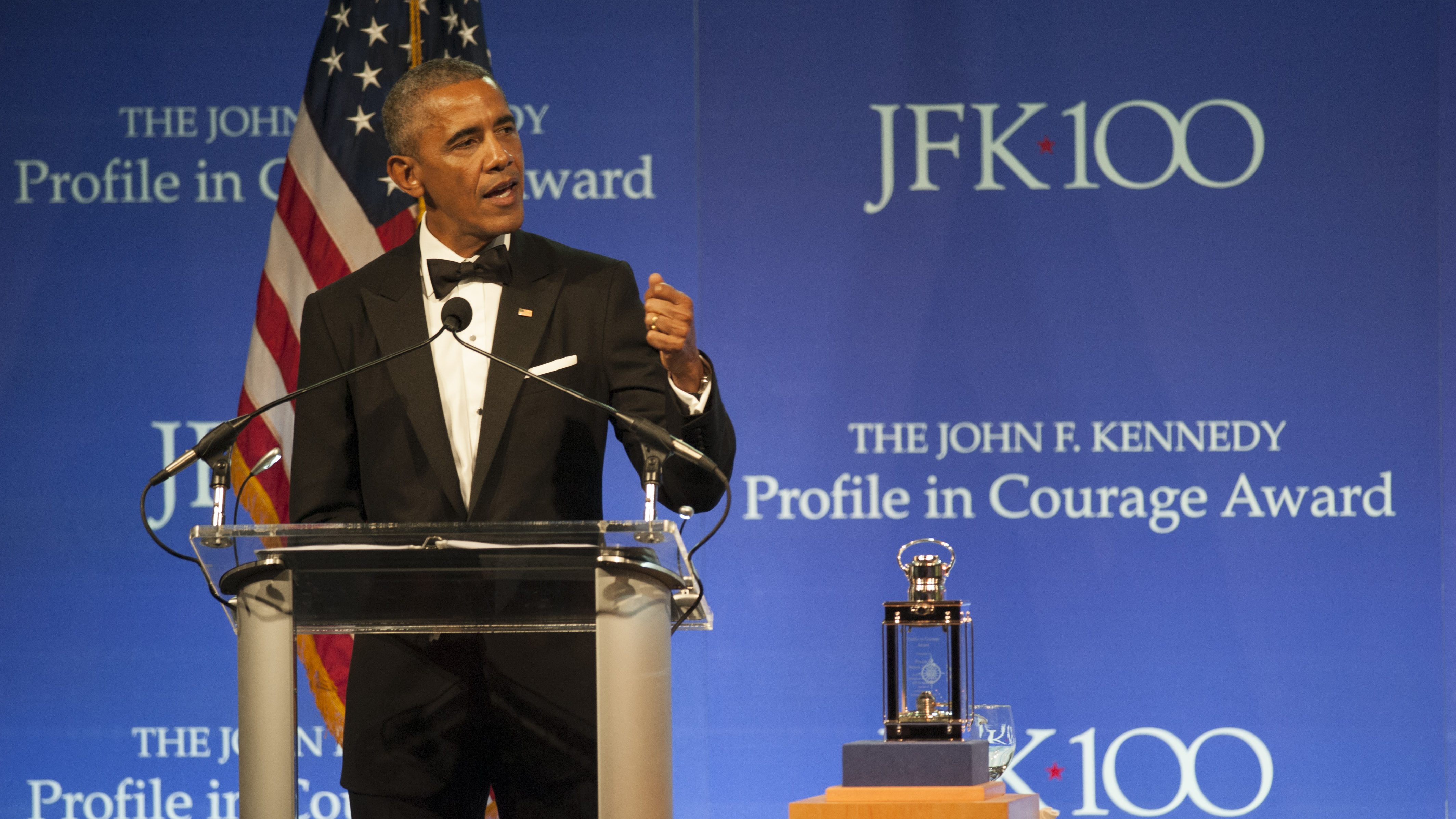US-POLITICS-PEOPLE-JFK-AWARD-OBAMA