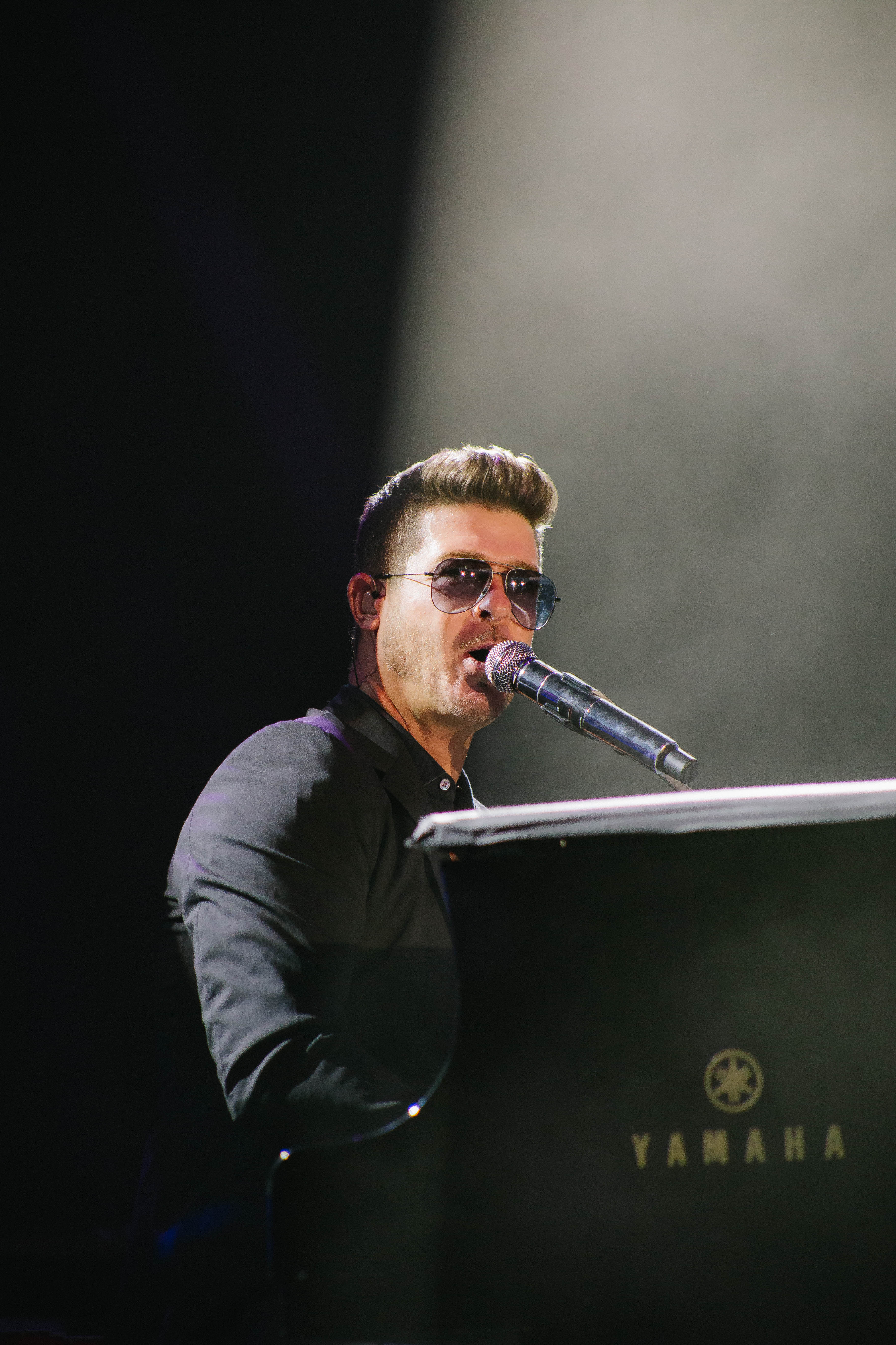 Stone Soul 2019 -- Robin Thicke